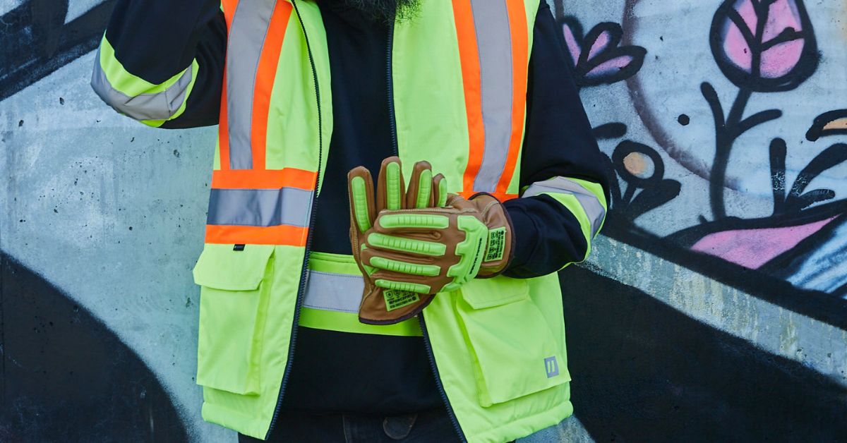 Essential Hi-Vis Gear for Heavy Machinery Operators – Hi Vis Safety US