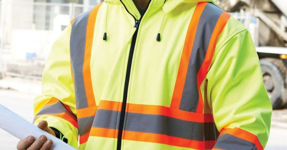 Guide to Using High-Visibility Jackets for Roadside Safety: Essential Tips