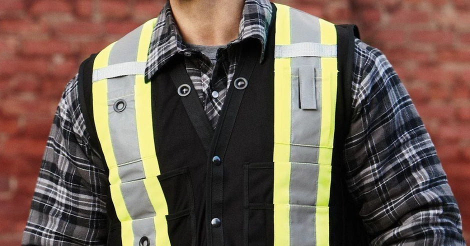 Warehouse Workers: What To Look For in Hi-Vis Vests & Gloves